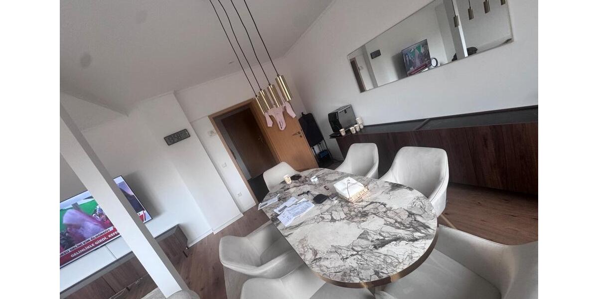 Dachgeschoßwohnung Gelsenkirchen Gelsenkirchen-West - 2.5 Zimmer, 70 m&sup2;, 120.000&euro; | Angebot:24751825