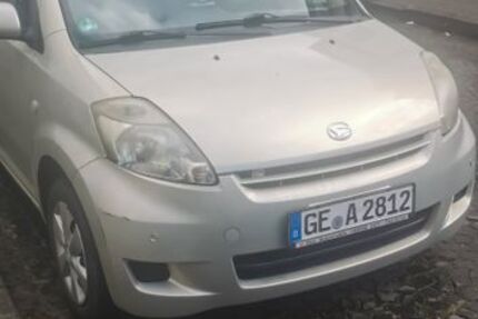 Daihatsu Sirion 96.950 km 4.000 &euro; gelsenkirchen 45888