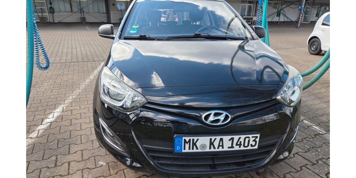 Hyundai i20 79.500 km 5.700 &euro; Iserlohn 58636