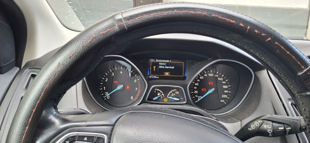 Ford Focus Kombi 197.249 km 3.599 € Dortmund 44135