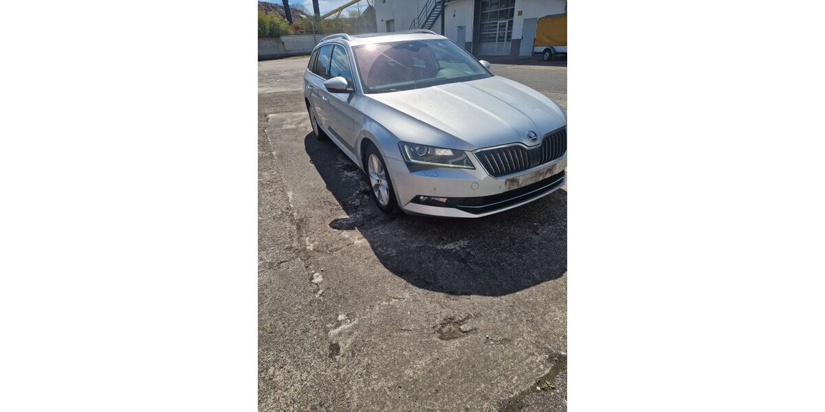 Skoda Superb 268.137 km 10.600 &euro; Dortmund 44001