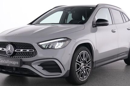 Mercedes-Benz GLA 180 3.900 km 41.300 € Essen 45309
