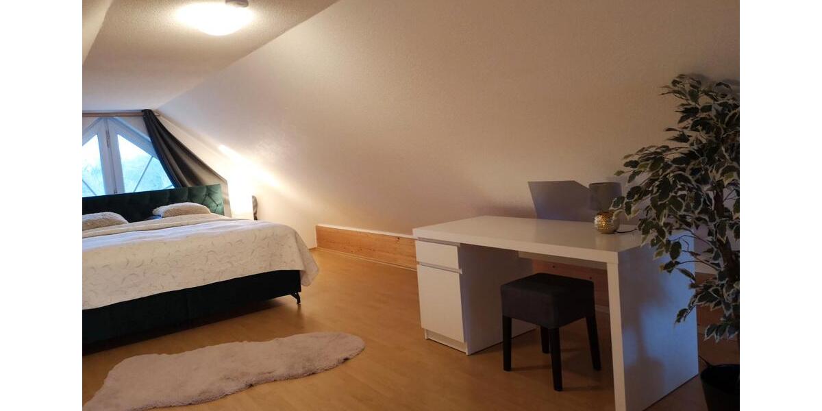 Etagenwohnung Dortmund Mengede - 3 Zimmer, 100 m&sup2;, 1.300&euro; | Angebot:26464251