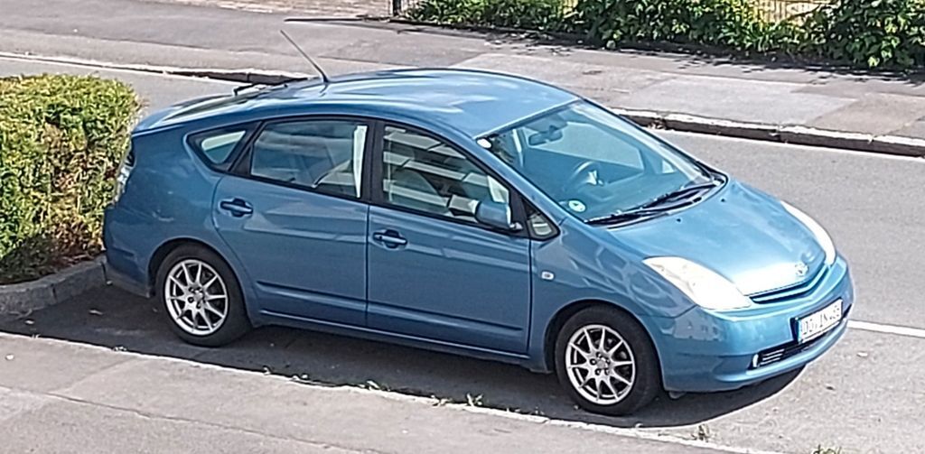 Toyota Prius 360.000 km 2.700 € Dortmund 44319