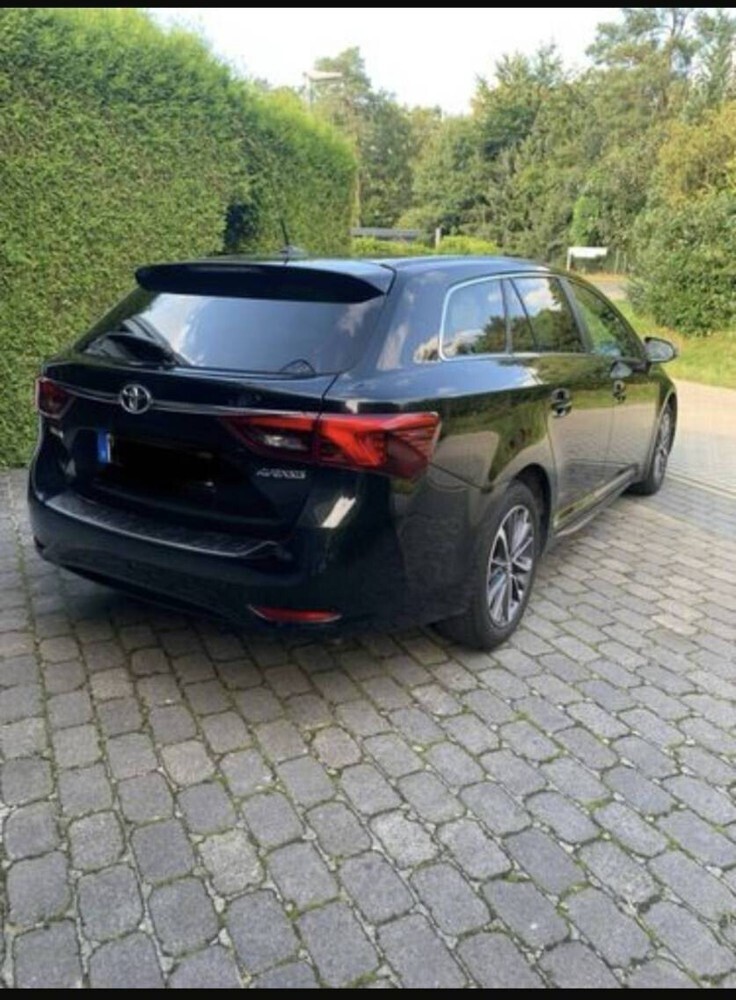 Avensis