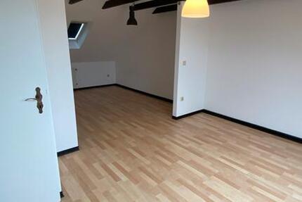 Schöne Dachgeschosswohnung in Selm zimmer