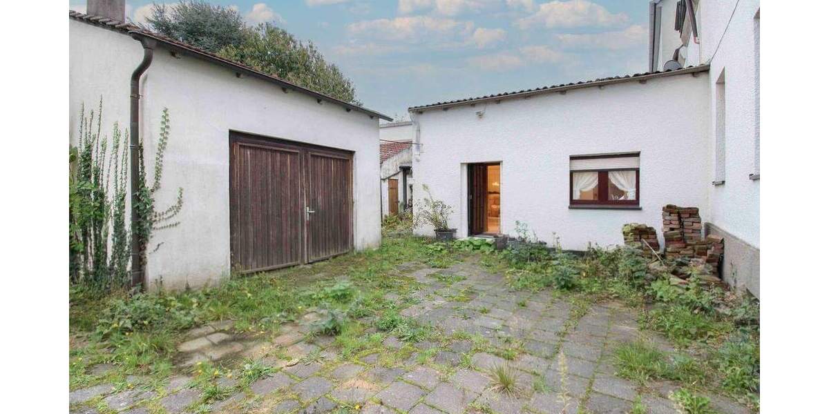 Mehrfamilienhaus, Wohnhaus Bochum Laer - 6 Zimmer, 211 m&sup2;, 349.000&euro; | Angebot:24545125