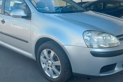 VW Golf 178.000 km 1.950 &euro; Holzwickede 59439
