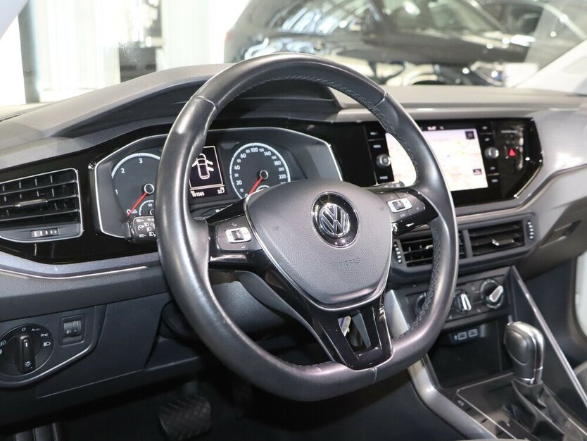 Polo 1.6 TDI DSG HIGHLINE / NAVI-DM+KAMERA+APPLE