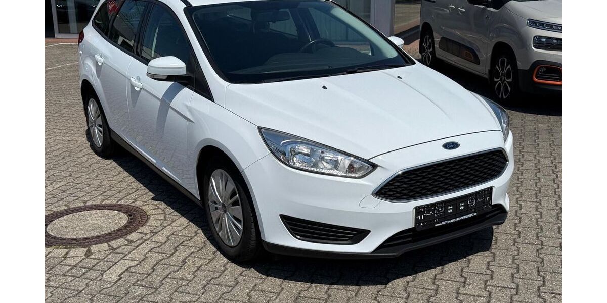 Ford Focus 99.164 km 5.450 &euro; Witten 58456