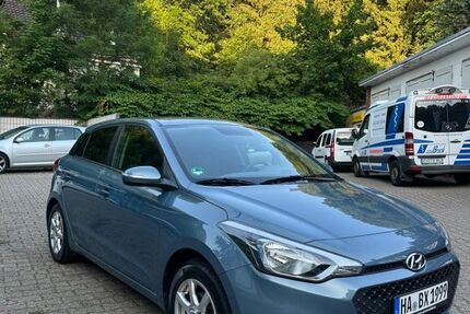 Hyundai i20 39.700 km 8.300 &euro; Hagen 58089