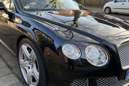 Bentley Continental 122.688 km 58.900 &euro; Bochum 44807