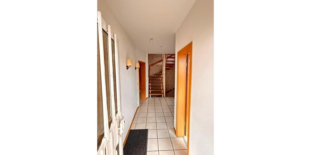 Doppelhaushälfte Holzwickede - 5 Zimmer, 130 m&sup2;, 365.000&euro; | Angebot:26901683