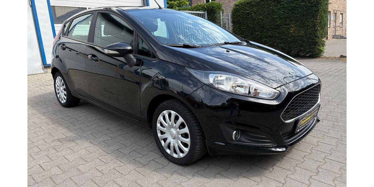 Ford Fiesta 82.000 km 7.590 &euro; Oer-Erkenschwick 45739