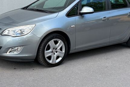 Opel Astra 115.000 km 2.499 &euro; Schwerte 58239