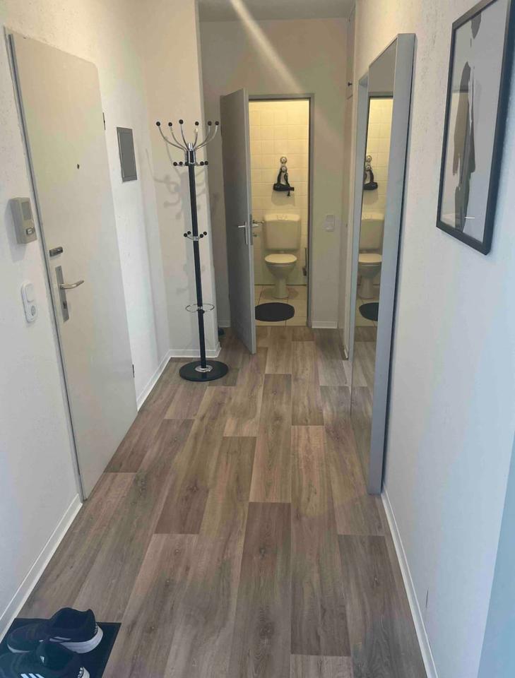 Sochöne 2,5-Zimmer-Wohnung mit Balkon in Top-Lage! von Privat zimmer