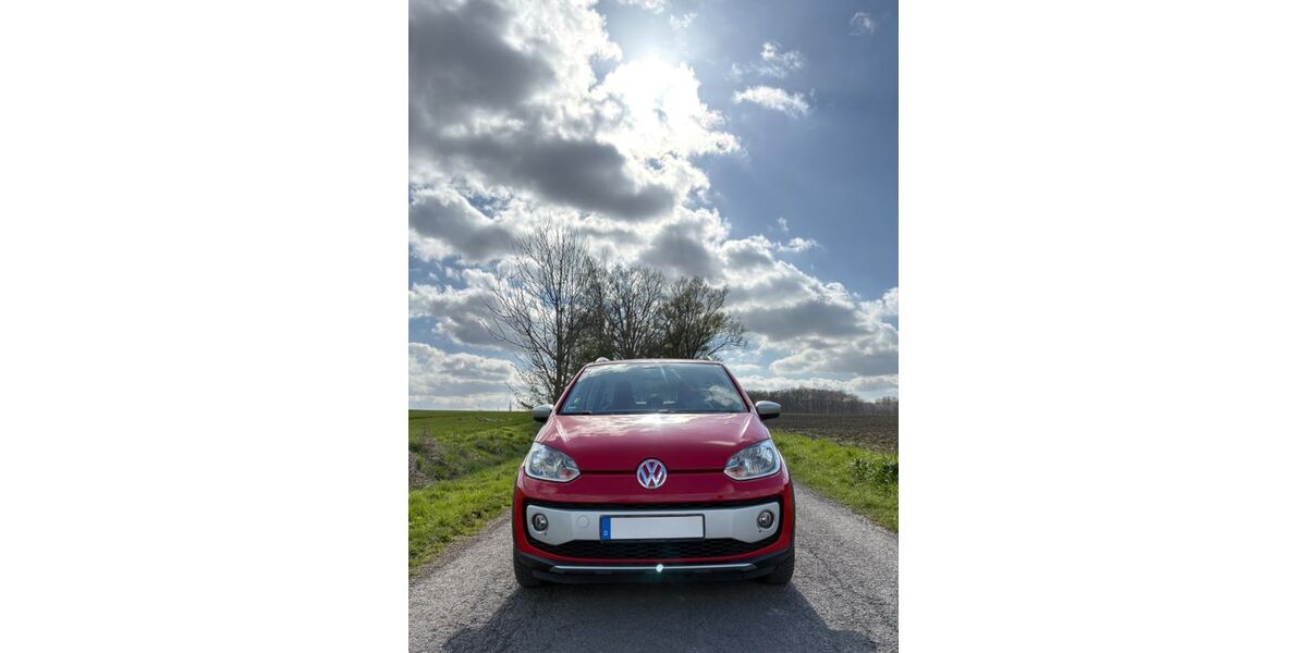 VW up! 146.661 km 5.800 &euro; Fröndenberg 58730