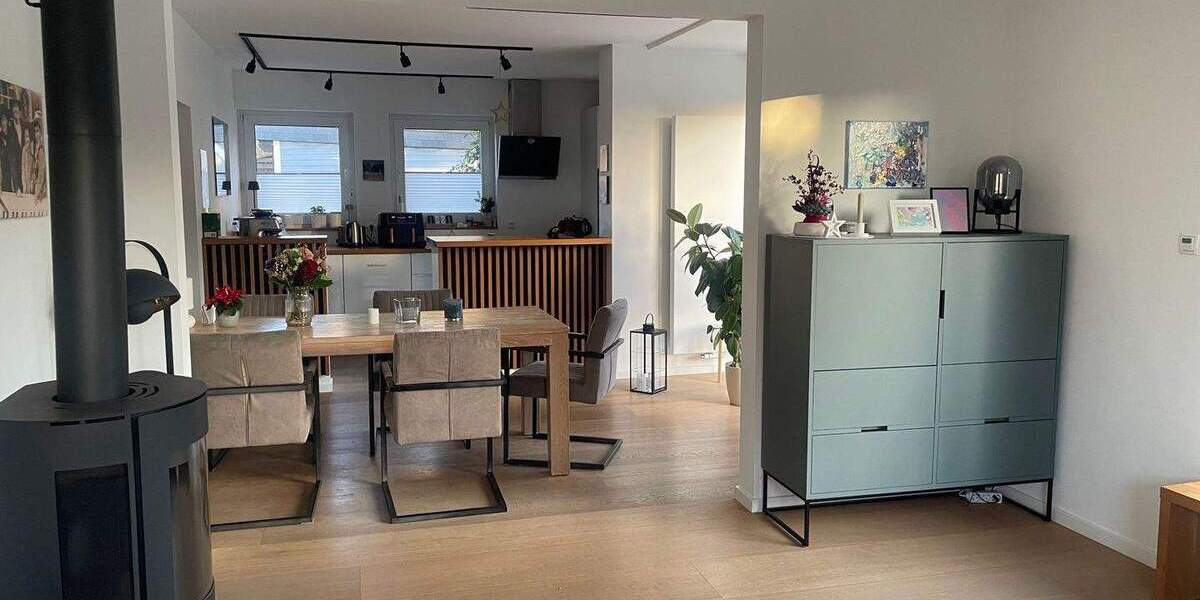 Einfamilienhaus Dortmund Berghofen - 8 Zimmer, 205 m&sup2;, 824.000&euro; | Angebot:25675875