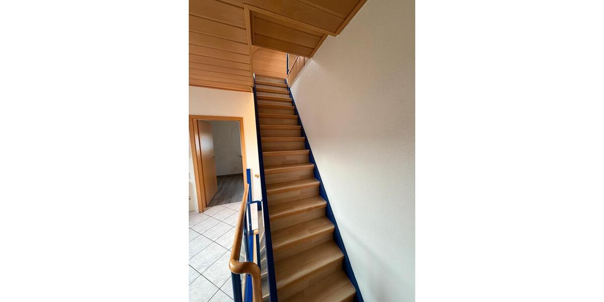 Einfamilienhaus Bergkamen - 4 Zimmer, 140 m&sup2;, 1.400&euro; | Angebot:24459101