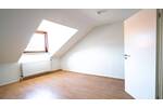 Schöne 3-Zimmer Dachgeschoßwohnung in begehrter Wohnlage
