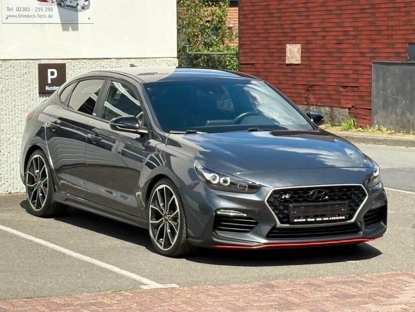 i30