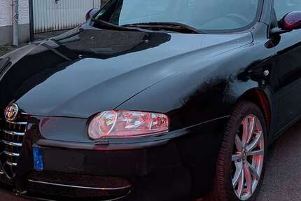 Alfa Romeo 147 150.000 km 1.700 &euro; Haspe (Hagen) 58135