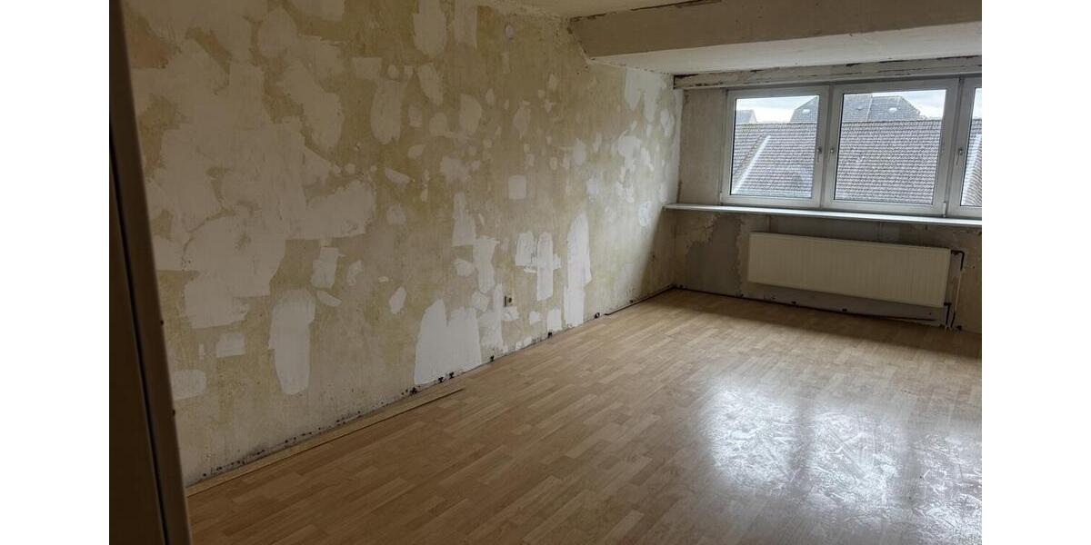 Dachgeschoßwohnung Dortmund Hombruch - 3 Zimmer, 77 m&sup2;, 600&euro; | Angebot:24784630