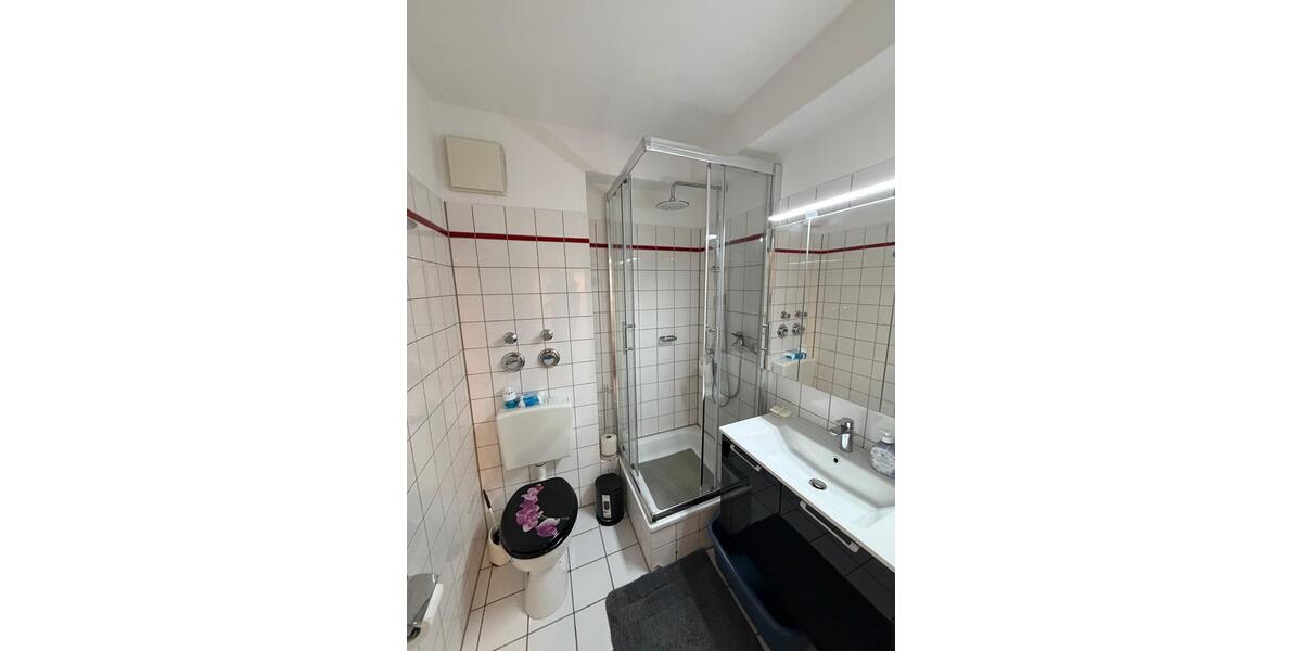 Erdgeschoßwohnung Bochum Querenburg - 1 Zimmer, 22 m&sup2;, 390&euro; | Angebot:26192332