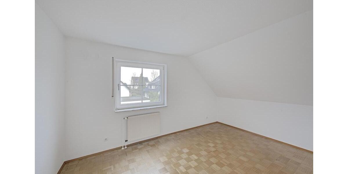 Doppelhaushälfte Dortmund Hombruch - 6 Zimmer, 155 m&sup2;, 1.950&euro; | Angebot:25144008
