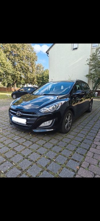 i30