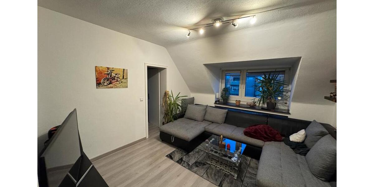 Dachgeschoßwohnung Herne Wanne - 2.5 Zimmer, 52 m&sup2;, 495&euro; | Angebot:24784278