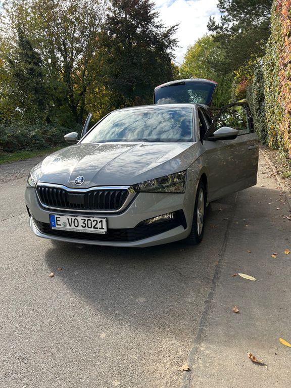 Skoda Scala 58.000 km 11.300 € Essen 45239