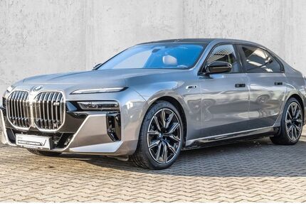 BMW i7 3.511 km 128.450 &euro; Unna 59425
