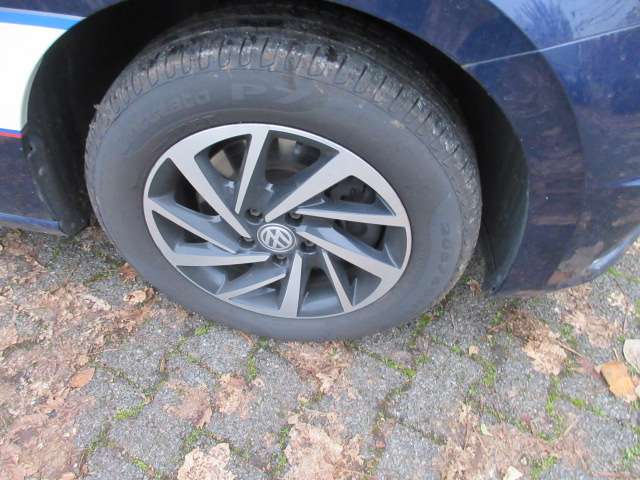 VW Touran JOIN 2.0 TDI DSG NAVI ALU AHK AT-MOTOR 1010 302.700 km 11.988 &euro; Bergkamen 59192