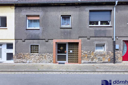 Sanierungsbedürftiges Reihenmittelhaus mit Garage - ruhige Lage in Kamen