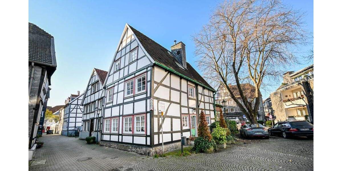 Einfamilienhaus Hattingen - 6 Zimmer, 173 m&sup2;, 528.000&euro; | Angebot:25743248
