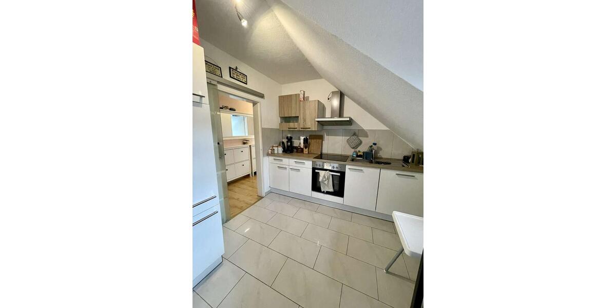 Dachgeschoßwohnung Dortmund Brackel - 2 Zimmer, 68 m&sup2;, 495&euro; | Angebot:25500376