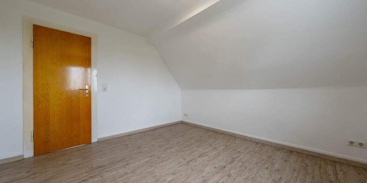 Doppelhaushälfte Lünen Brambauer - 3 Zimmer, 66 m&sup2;, 239.000&euro; | Angebot:25689560