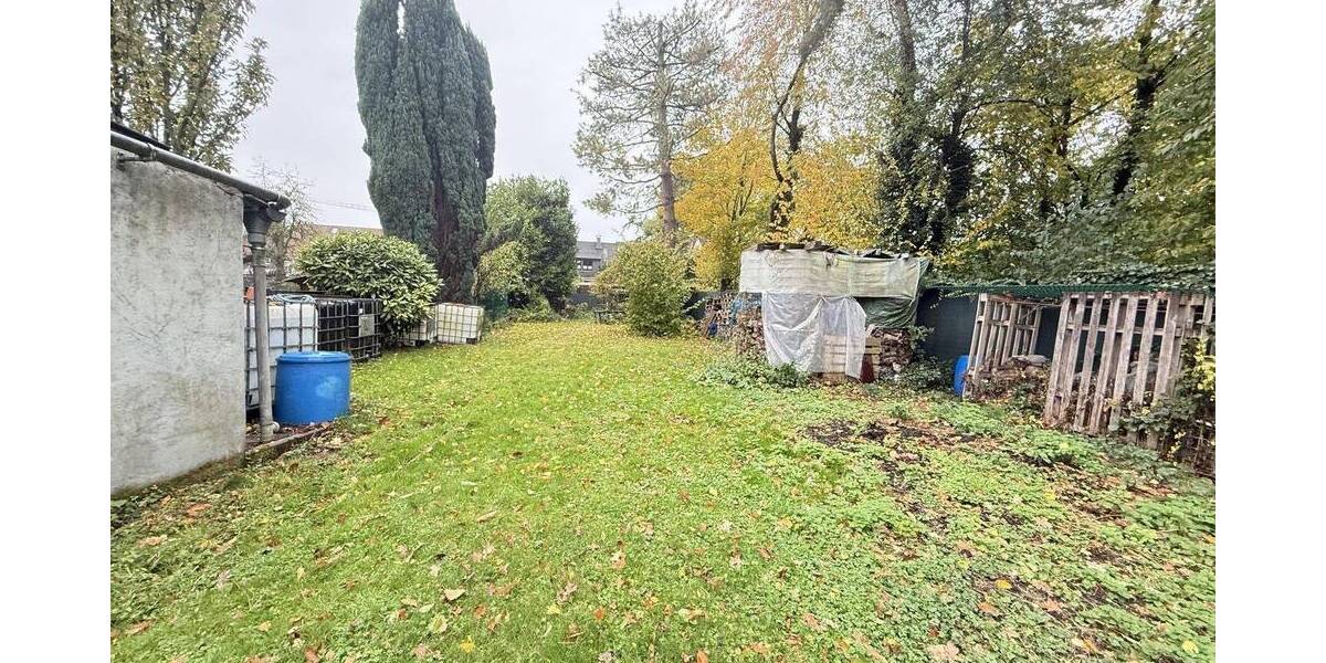 Doppelhaushälfte mit Potenzial in Toplage von Wanne-Eickel - großes Grundstück, ruhige Lage 5 zimmer