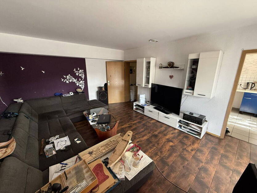 2,5-Zimmer Eigentumswohnung mit fast 100 m² Dachterrasse