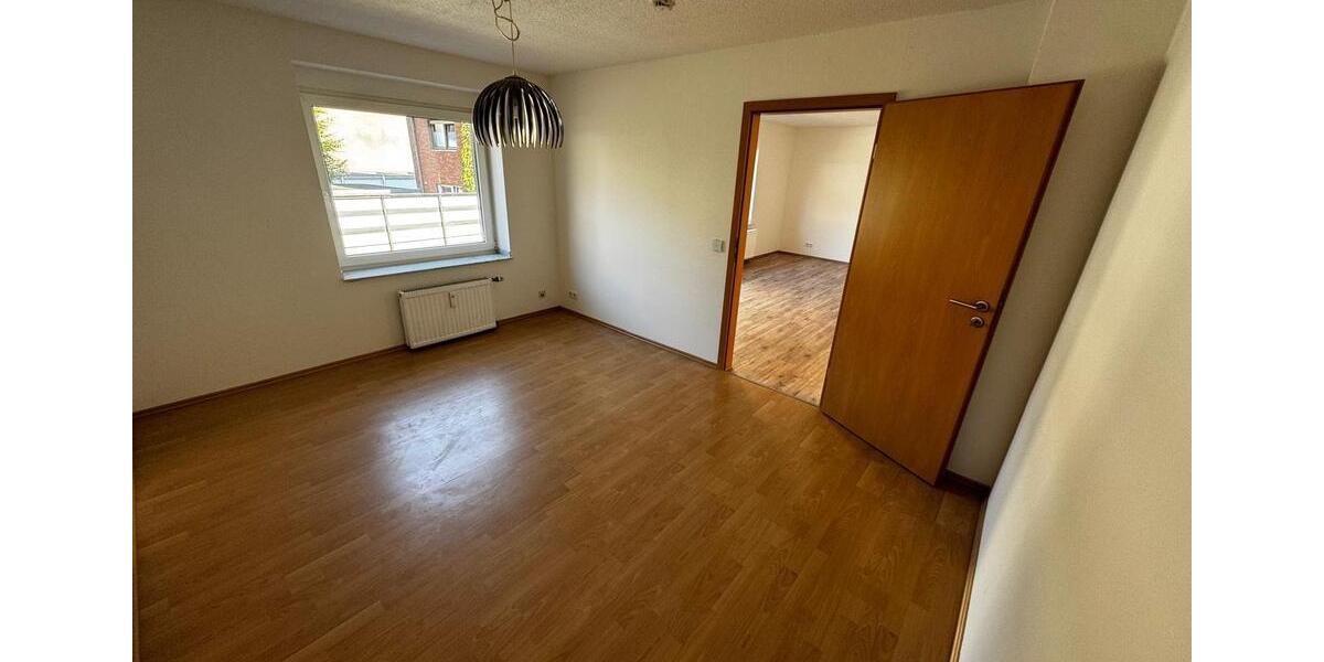 Etagenwohnung Recklinghausen Berghausen - 2 Zimmer, 81 m&sup2;, 595&euro; | Angebot:24599586