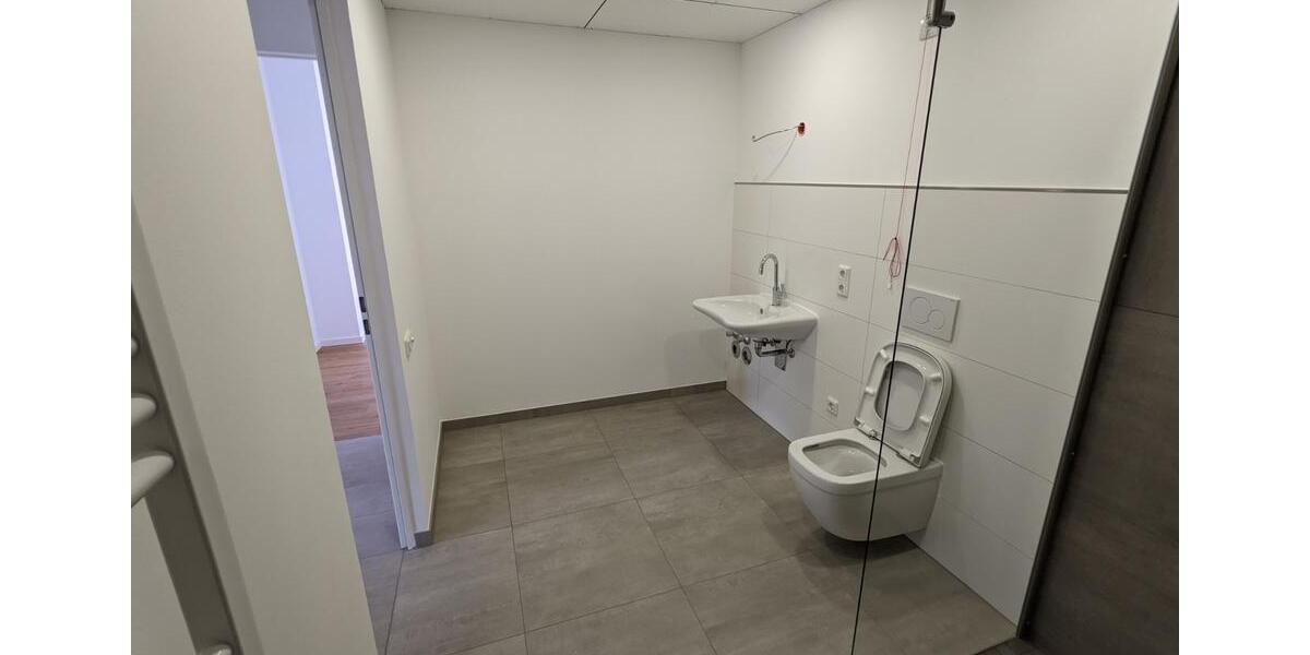 Etagenwohnung Bochum Wiemelhausen - 1 Zimmer, 90 m&sup2;, 997&euro; | Angebot:24830782