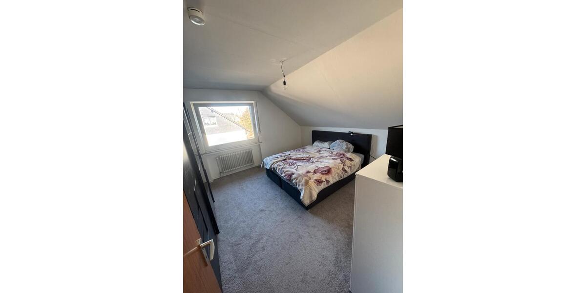 Dachgeschoßwohnung Ennepetal - 2 Zimmer, 78 m&sup2;, 555&euro; | Angebot:25904638