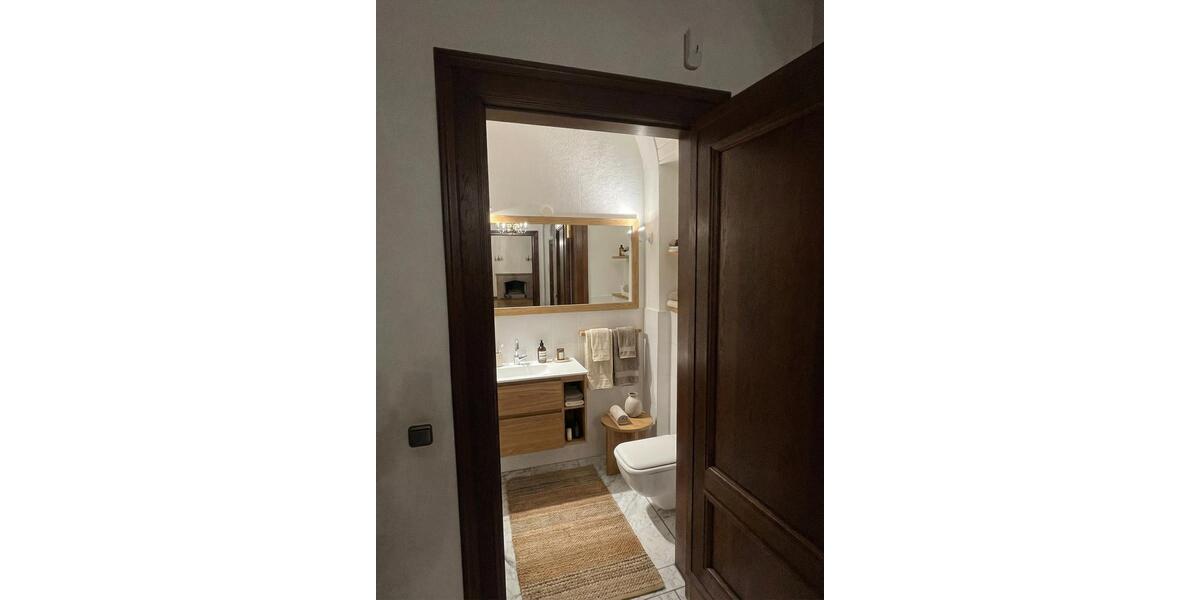 Erdgeschoßwohnung Schwelm - 5 Zimmer, 220 m&sup2;, 498.000&euro; | Angebot:25647256