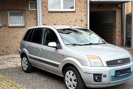 Ford Fusion 73.056 km 4.450 &euro; Kamen 59174
