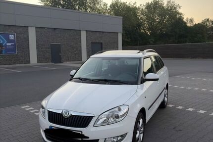 Skoda Fabia 151.383 km 4.350 &euro; Datteln 45711