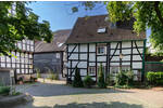 Seltene Altstadt-Rarität: Denkmalgeschütztes Fachwerkhaus mit Südwest-Terrasse in Hattingen 6 zimmer