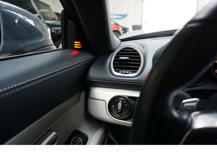 Porsche Cayman 718 Leder Bose Kamera 20´ Sportsitze Plus 54.642 km 32.900 € Wuppertal 42327