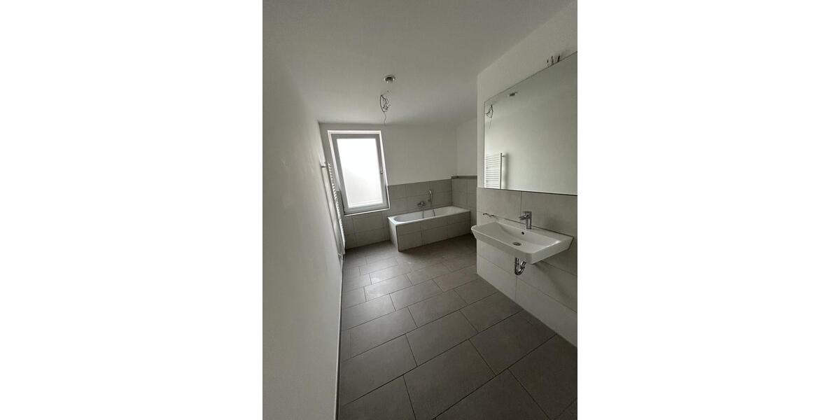 Erdgeschoßwohnung Dortmund Aplerbeck - 3 Zimmer, 111 m&sup2;, 1.341&euro; | Angebot:22892539