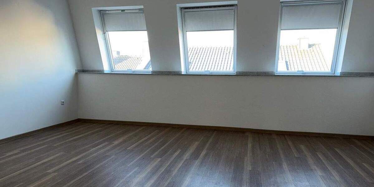 Etagenwohnung Dortmund Hombruch - 2 Zimmer, 64 m&sup2;, 560&euro; | Angebot:24779727